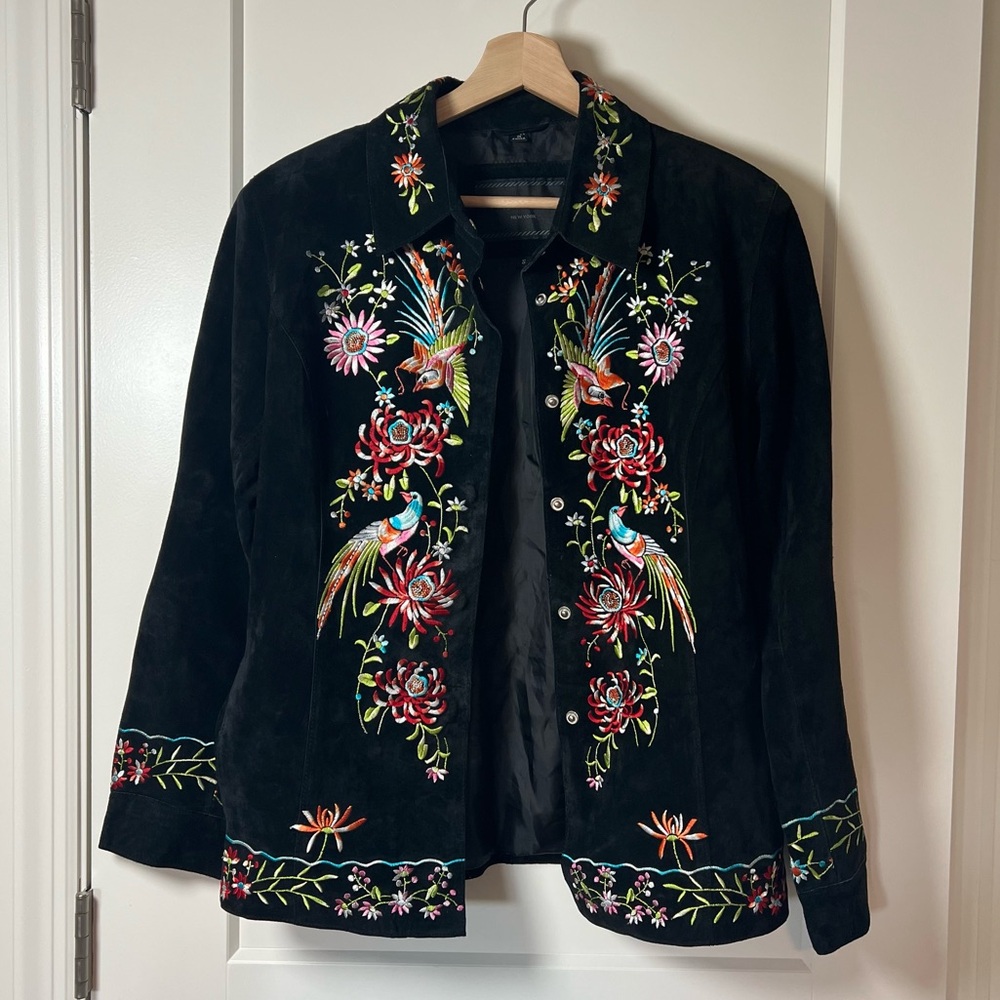Avanti 90s Y2K Black Suede Leather Jacket w/ Embroidered Flowers & Birds 🦜